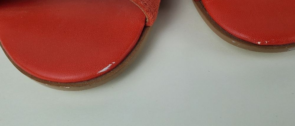 Sam Edelman Coral Leather Block Heel Sandals. - Picture 9 of 15